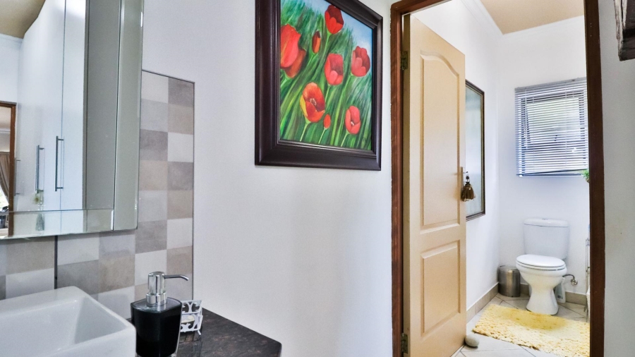 4 Bedroom Property for Sale in Dana Bay Western Cape